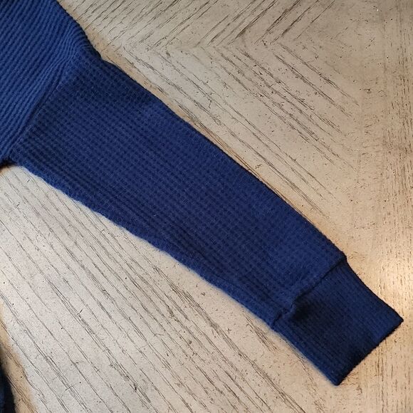 Navy knit v neck tunic size S-M 💙 - Picture 5 of 6